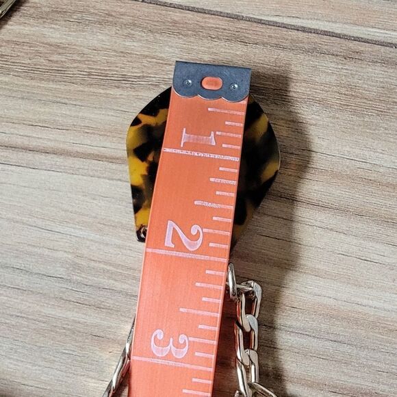 Tortoise Shell Acrylic Bejewled Curb Chain Pendant Necklace - Picture 8 of 11